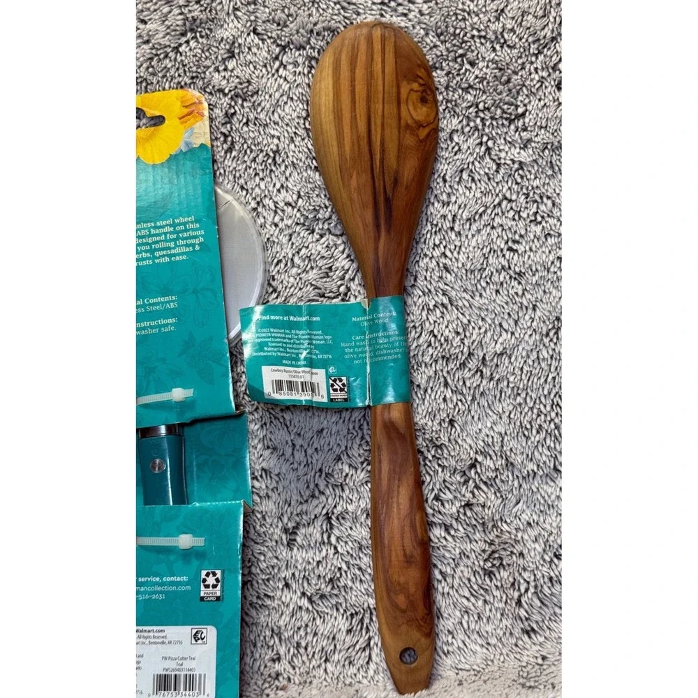 Pioneer Woman Frontier Collection Teal 3pc Kitchen Lot Strainer Pizza Cutter NEW